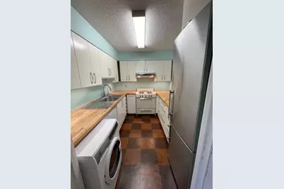 2479 Peachtree Road NE #1103, Atlanta, GA 30305 - Photo 8