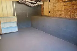 1800 Pinedale Dr NW, Atlanta, GA 30314 - Photo 32