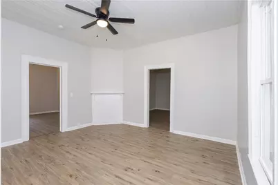 218 E Tinsley Street, Griffin, GA 30223 - Photo 4