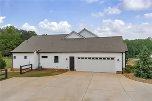 3004 Lipscomb Lake Rd, Pendergrass, GA 30567 - Photo 86