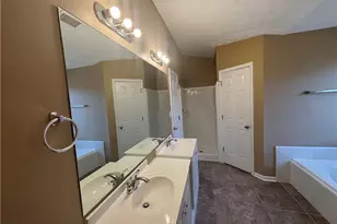 754 Shore Dr, Lithonia, GA 30058 - Photo 10