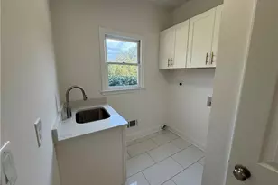 9240 Prestwick Club Dr, Duluth, GA 30097 - Photo 12