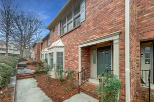 6295 Windsor Trace Dr, Peachtree Corners, GA 30092 - Photo 2