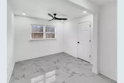 136 Victor Circle NW, Atlanta, GA 30314 - Photo 14