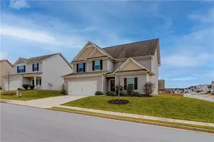 410 Winter Chase, Pendergrass, GA 30567 - Photo 2