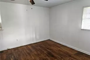 1877 Chapman Ave, Atlanta, GA 30344 - Photo 4