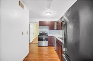 2570 Bradford Square NE, Atlanta, GA 30345 - Photo 14