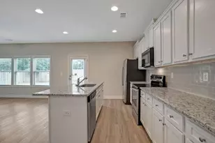 156 Chase Landing Dr, Loganville, GA 30052 - Photo 8