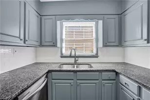 3532 Dial Dr, Stone Mountain, GA 30083 - Photo 12