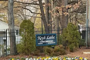 1376 Keys Lake Dr NE, Brookhaven, GA 30319 - Photo 4