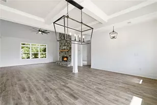 104 Bobwhite Dr, Calhoun, GA 30701 - Photo 10