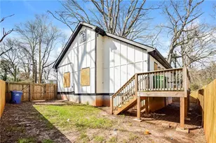 1114 Oak Knoll Terrace SE, Atlanta, GA 30315 - Photo 2