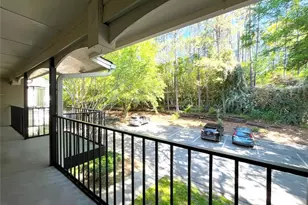 3020 Wingate Way, Sandy Springs, GA 30350 - Photo 4