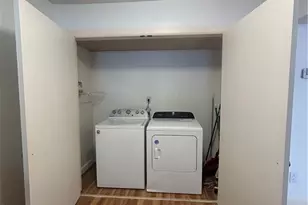 1063 Riverbend Club Dr SE, Atlanta, GA 30339 - Photo 14