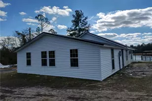 2606 Beechwood Dr, Jesup, GA 31545 - Photo 2