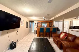 728 Saybrook Cir NW, Lilburn, GA 30047 - Photo 2