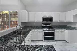 212 Riverstone Commons Cir, Canton, GA 30114 - Photo 2