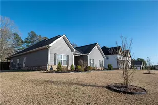165 Ruby Ln, McDonough, GA 30252 - Photo 2