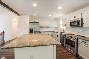 2330 Lago Dr, Jonesboro, GA 30236 - Photo 6