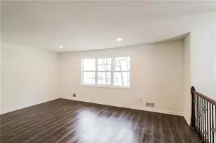 2330 Lago Dr, Jonesboro, GA 30236 - Photo 16