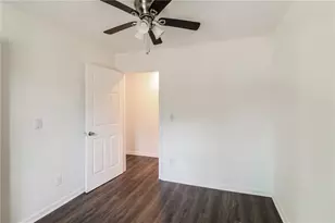 2330 Lago Dr, Jonesboro, GA 30236 - Photo 14