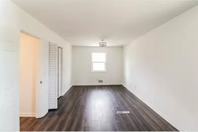 2330 Lago Drive, Jonesboro, GA 30236 - Photo 10