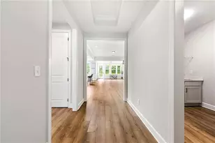 203 Bear Wy, Hoschton, GA 30548 - Photo 10