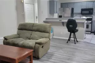 4252 Parkview Ct, Stone Mountain, GA 30083 - Photo 6