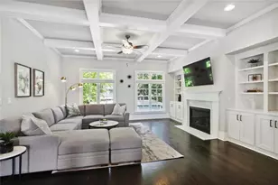 692 Drewry St NE, Atlanta, GA 30306 - Photo 4