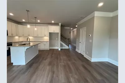 11 Creekside Commons Drive, Hoschton, GA 30548 - Photo 8