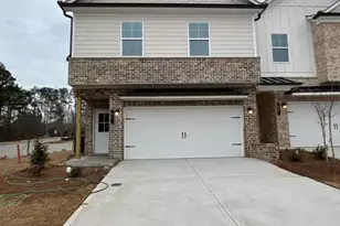 11 Creekside Cmns Dr, Hoschton, GA 30548 - Photo 1