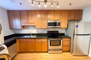 165 N River Dr, Atlanta, GA 30350 - Photo 2