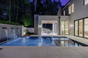 2983 Habersham Ct NW, Atlanta, GA 30305 - Photo 2