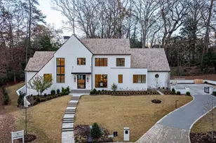 2983 Habersham Ct NW, Atlanta, GA 30305 - Photo 2