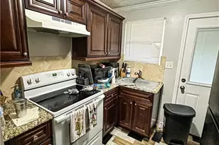 208 Doane St, Atlanta, GA 30315 - Photo 8