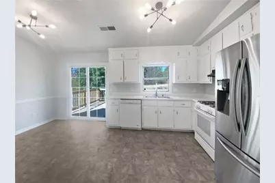 5216 Sweet Air Lane, Stone Mountain, GA 30088 - Photo 10