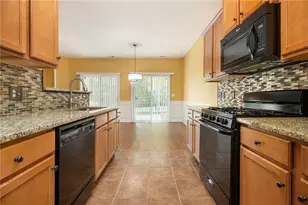 2728 Keystone Gates Ct, Lithonia, GA 30058 - Photo 12