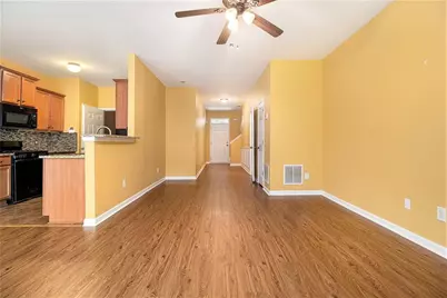 2728 Keystone Gates Court, Lithonia, GA 30058 - Photo 8