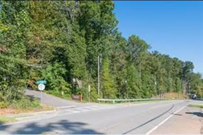 3060 Holly Springs Parkway, Canton, GA 30115 - Photo 16