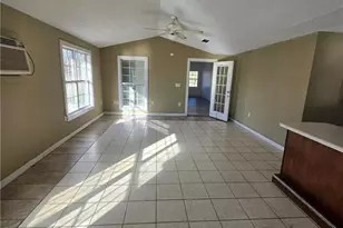 2636 Beechwood Dr, Jesup, GA 31545 - Photo 2