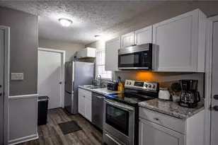 200 Capitol Ave, Winder, GA 30680 - Photo 10