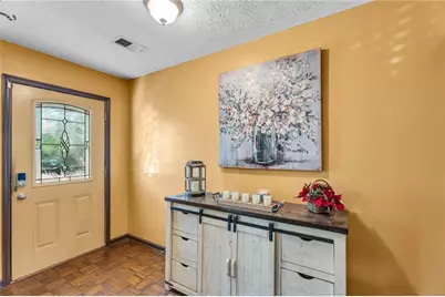 8698 Twin Oaks Drive, Jonesboro, GA 30236 - Photo 4