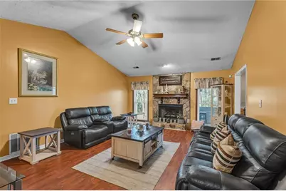 8698 Twin Oaks Drive, Jonesboro, GA 30236 - Photo 6