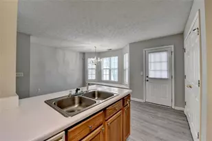 2892 Norfair Loop NE, Lithonia, GA 30038 - Photo 16