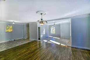 6020 Riverside Dr, Atlanta, GA 30328 - Photo 68