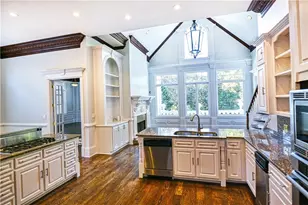 6020 Riverside Dr, Atlanta, GA 30328 - Photo 32