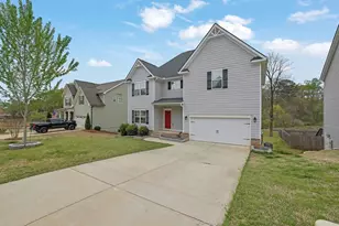 3945 Hamilton Cove Ct, Cumming, GA 30028 - Photo 2