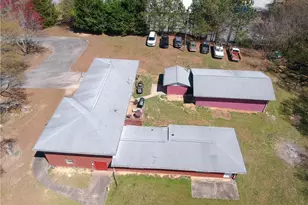 3929 Perry Ln, Flowery Branch, GA 30542 - Photo 20