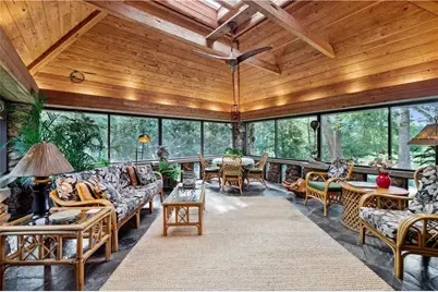 1050 E Club Lane NE, Atlanta, GA 30319 - Photo 4