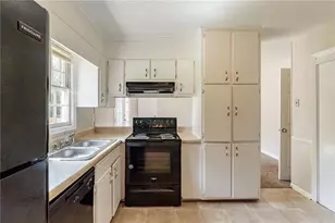 2877 Kensington Way, Rex, GA 30273 - Photo 8